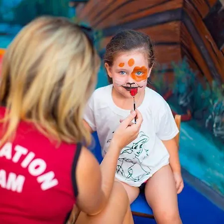 Курортный комплекс Pirate's Club Текирова