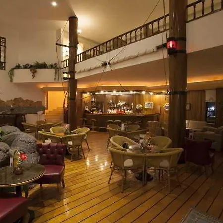 Курортный комплекс Pirate's Club Текирова