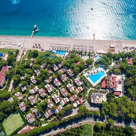 Курортный комплекс Pirate's Club Текирова
